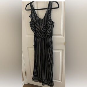 Grey White & Black v neck wide leg Jumpsuit Size Medium